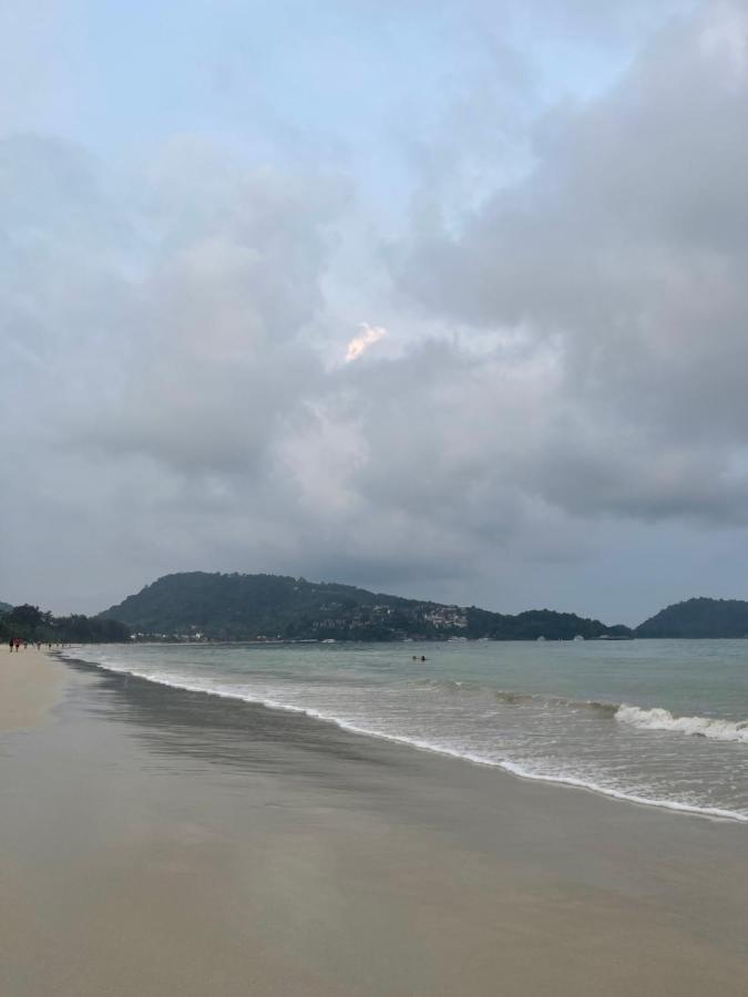 Centre Point Patong Hotel Exterior photo